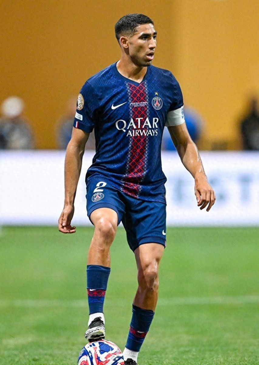 蜂鸟竞技-姆巴佩连续七场比赛得分超过比分优势明显，拜仁挑战极限！的简单介绍