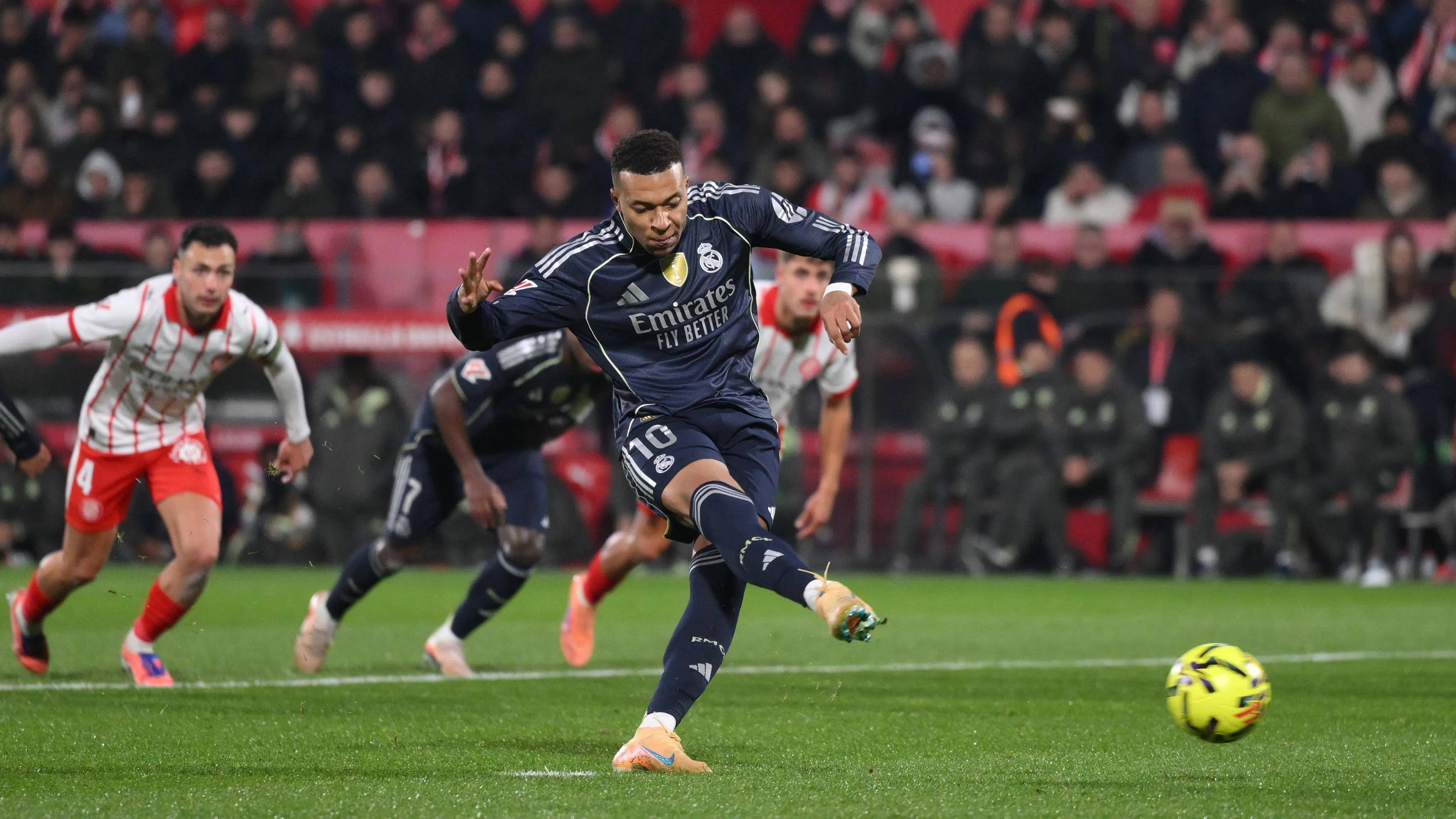 蜂鸟竞技-包含姆巴佩爆冷击败澳大利亚队，出色防守引爆全场！的词条