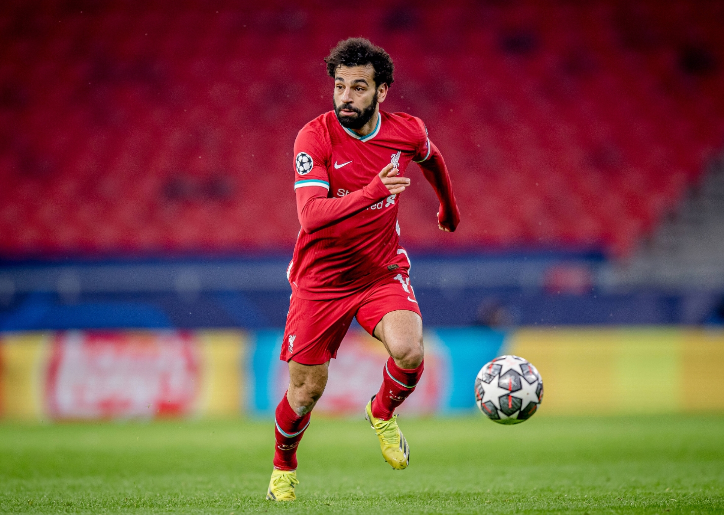 蜂鸟竞技-包含萨拉赫迎来二十赛季高光表现，拜仁球迷沸腾！的词条